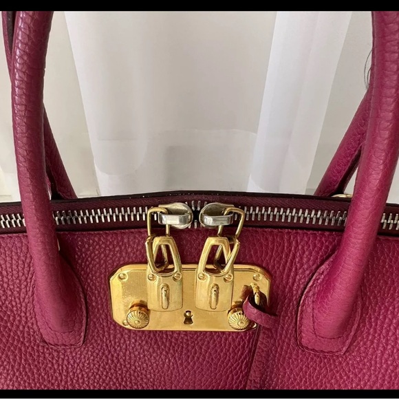 Limited Edition VBH Brera Handbag First Edition 127/300 in Fuscia Pink. - Picture 3 of 16